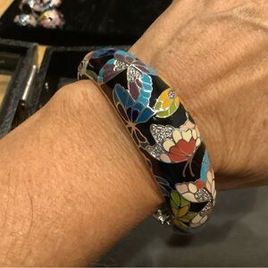 Bella Etoile butterfly kisses .925 silver and enamel bangle